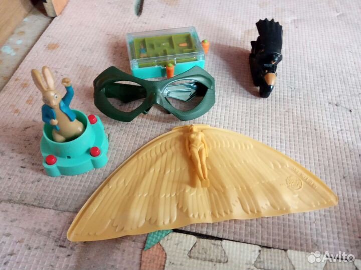 Игрушки из бургер Кинга и Макдональдса