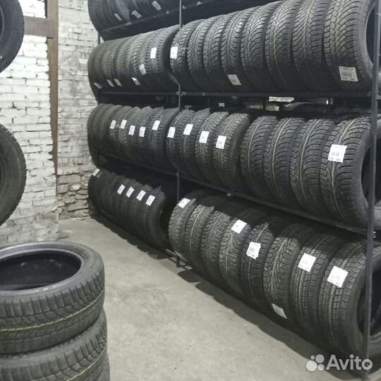 Nokian Tyres Hakka V 235/65 R17 104M