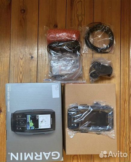 Эхолот Garmin striker vivid 4cv
