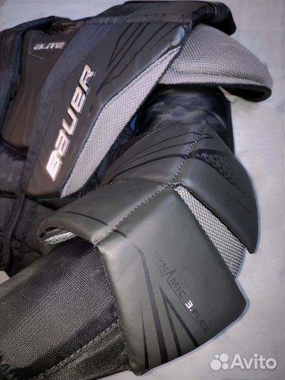 Хоккейный вратарский нагрудник Bauer Elite S20