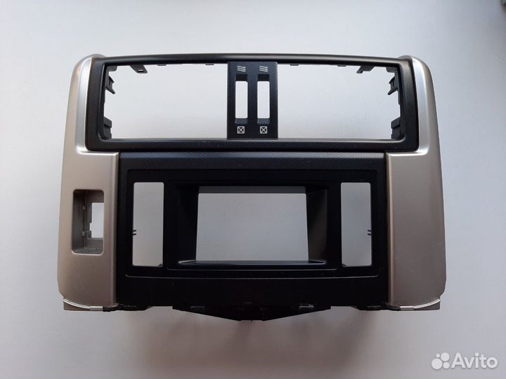 Рамка для бортового компьютера Prado-150 (09-13г.)