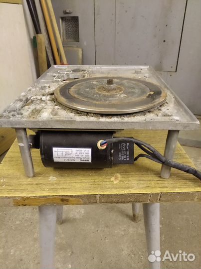 Электромотор с редуктором