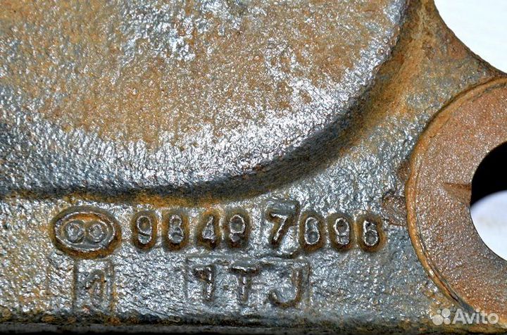 Клиновая проставка под рессору, ведущего моста, ле