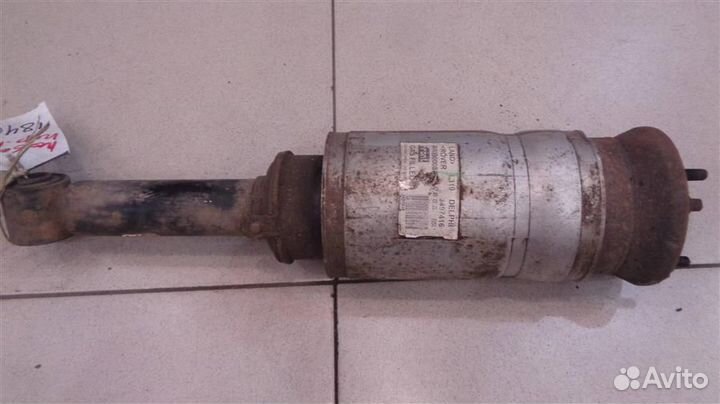 Амортизатор передний Land Rover Discovery 3 2004