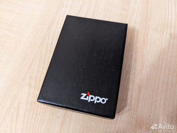 Оригинальная зажигалка Zippo