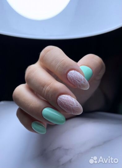 Маникюр в озерках