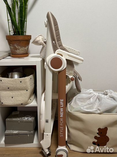 Стульчик для кормления happy baby berny v2