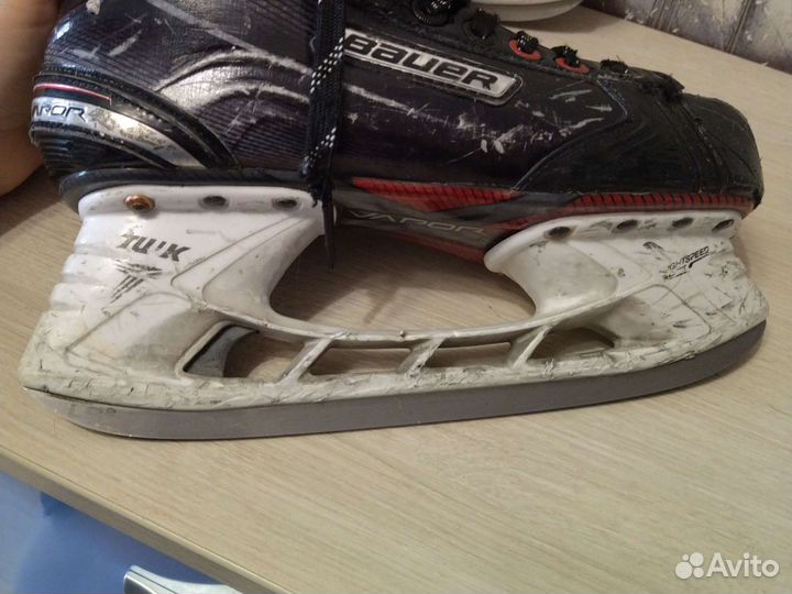 Хоккейные коньки bauer vapor