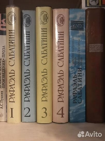 Продам книги