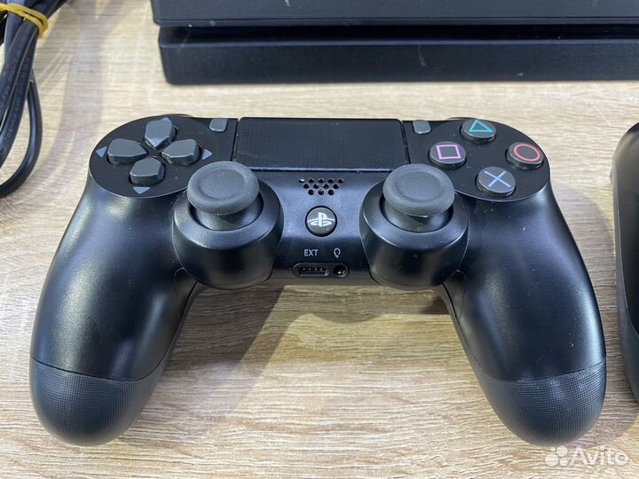 Sony Playstation 4 Pro 1TB