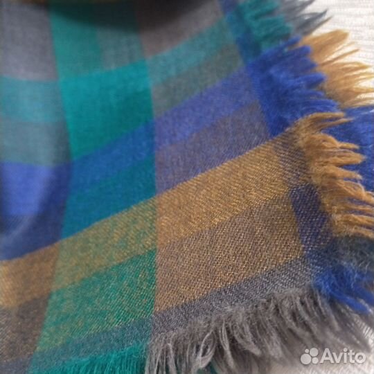 Платок, палантин шерстяной 150 х 150 см