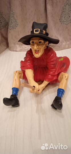 Статуэтка Баба Яга