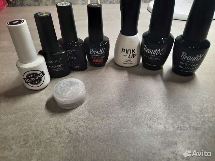 Для наращивания ногтей