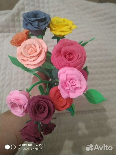 Искусственные цветы ручной работы