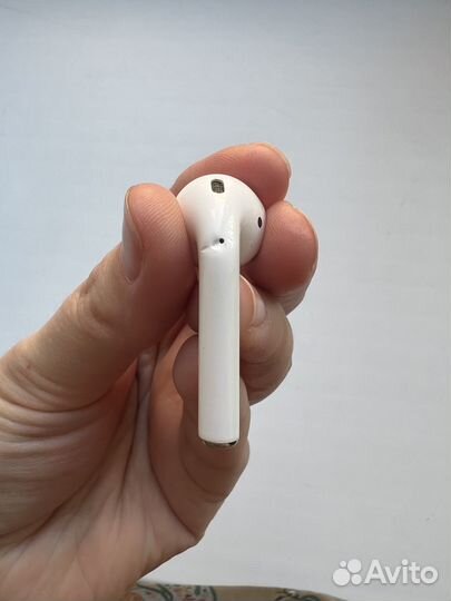 Наушники apple airpods 2 правый (1 поколение)