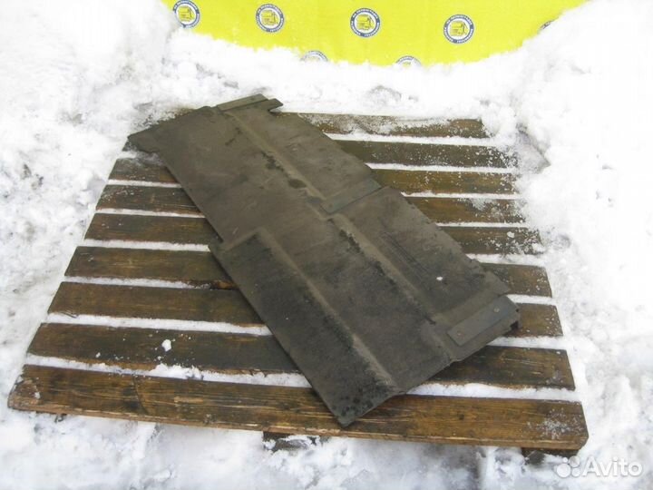 Шумоизоляция двс левая 5010574260 renault trucks