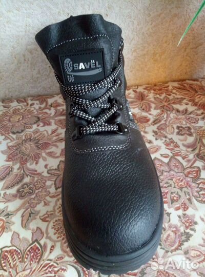 Рабочие ботинки 39 новые