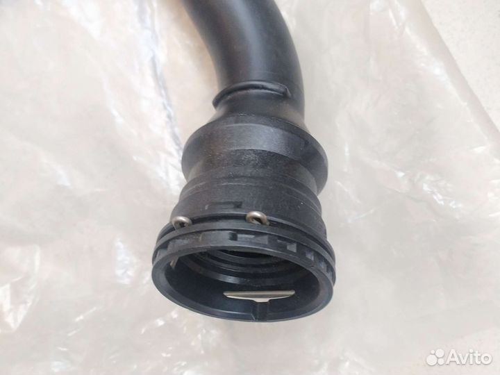 Патрубок интеркулера Renault Duster 144607625R