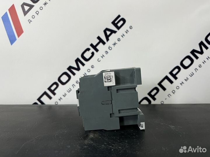Магнитный пускатель Schneider Electric LC1E12