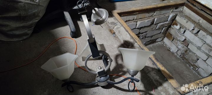 Люстра потолочная бу