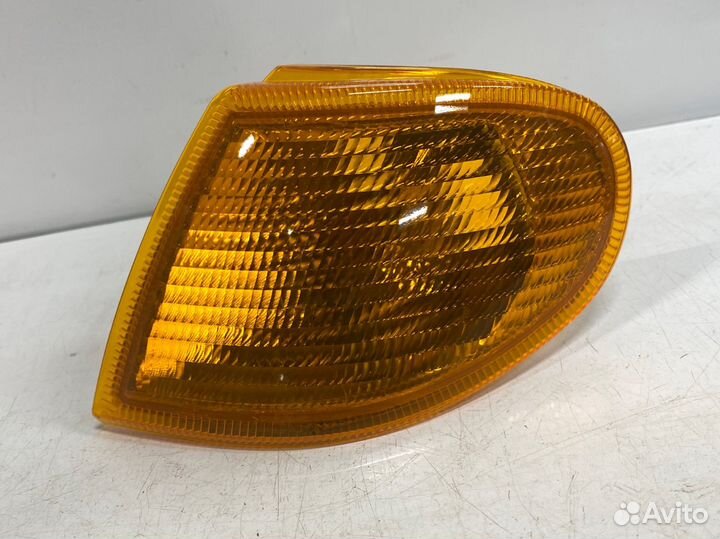 Указатель поворота Ваз-2114 желтый левый Тольятти