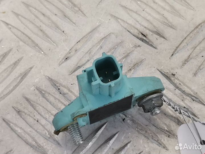 Датчик удара Audi A6 4F/C6 2005 4F0955557A