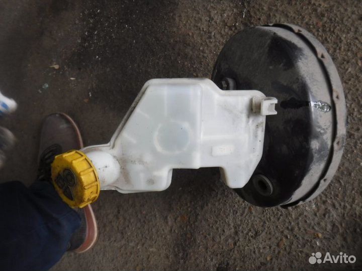 Вакуумный усилитель Ford Fusion fyjb 2005