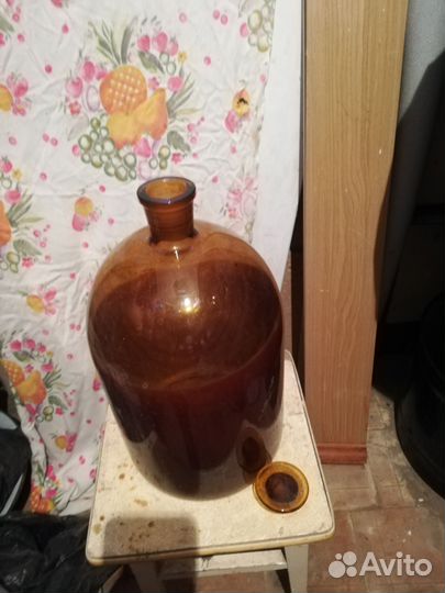 Банки и бутыли стеклянные