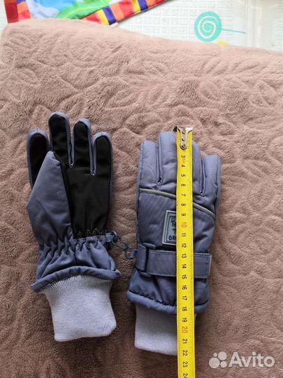 Перчатки Новые. детские зимние Pelican