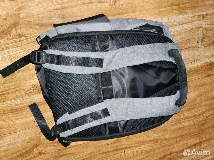 Портфель для ноутбука