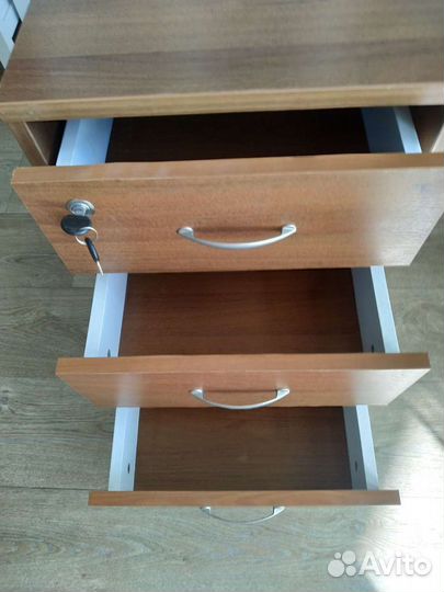 Тумба офисная выкатная