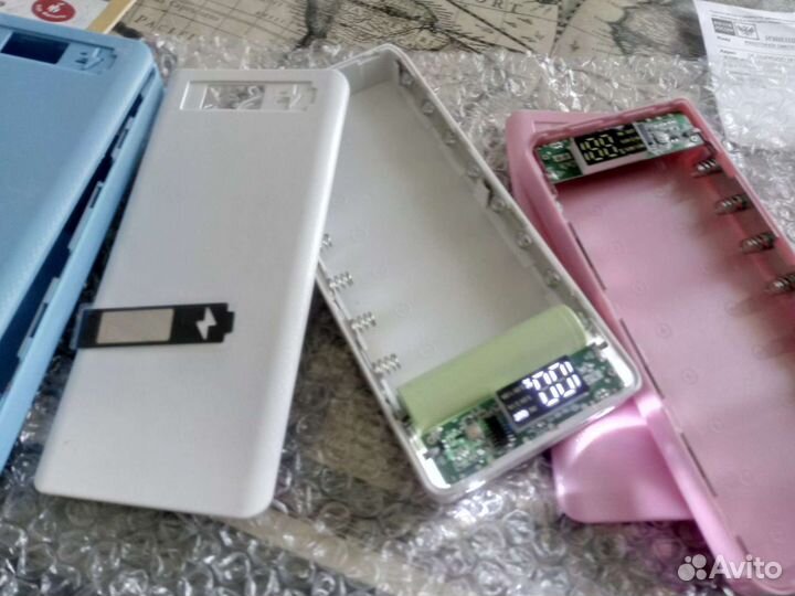 Корпус для Пауэр банка, дисплей, освещ. 8* 18650