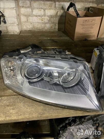 Фара передняя (комплект) Audi A8 D3/4E 2-й рест