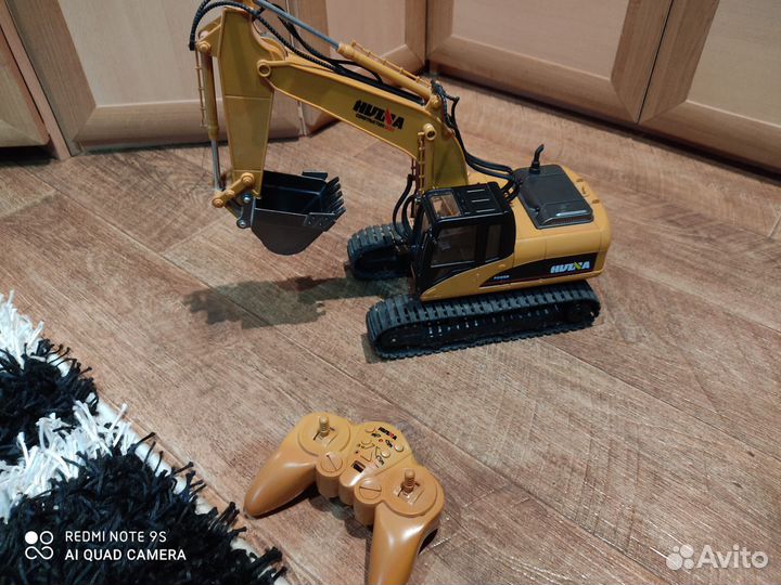 Экскаватор детский