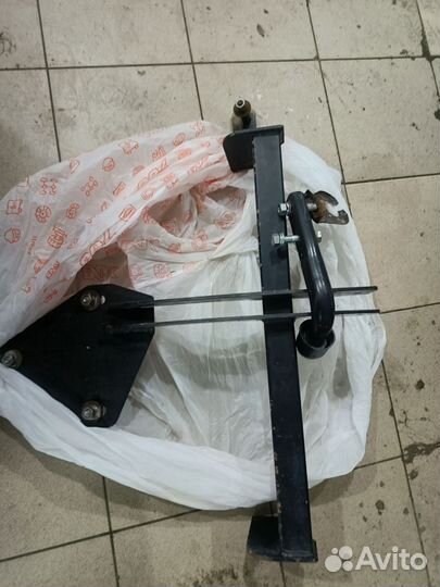 Фаркоп на LADA priora