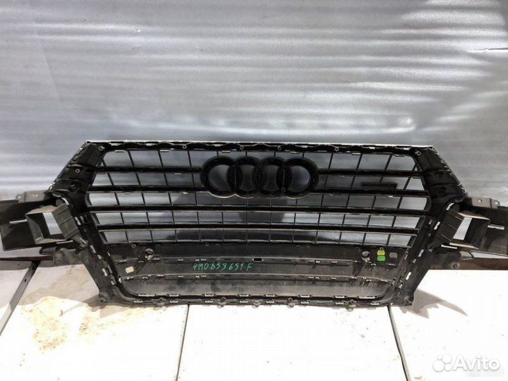 Решетка радиатора Audi A7