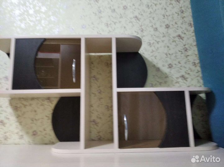 Полка навесная