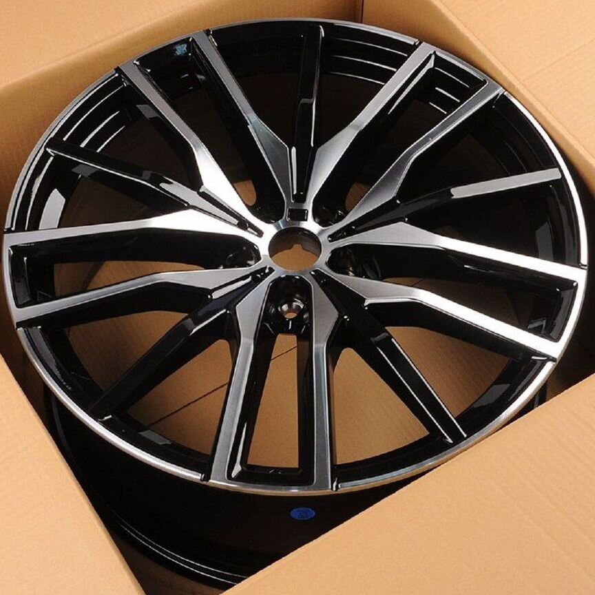 Литые диски Luistone L1952 9.5×R22 5×112