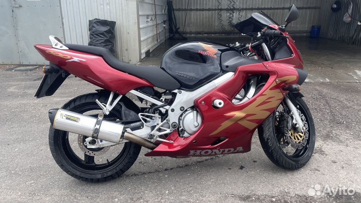 Honda CBR600F4
