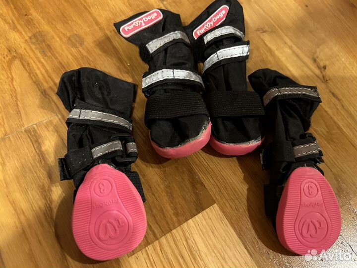 Ботинки для маленьких собак