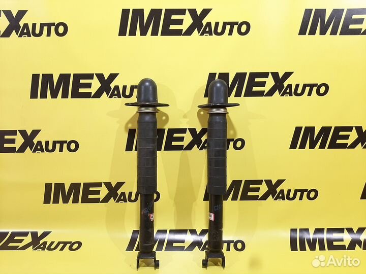 Амортизаторы задние Nissan Fuga PY50 2 WD