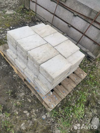 Плита мощения, тактильная, облицовочная светлая