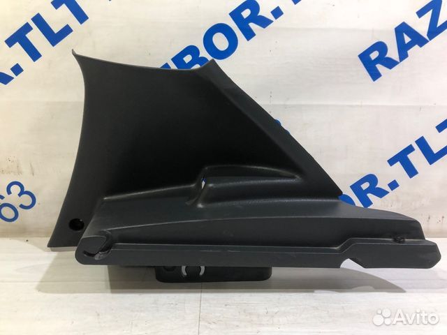 Обивка задней стойки правая renault sandero 1 1.6