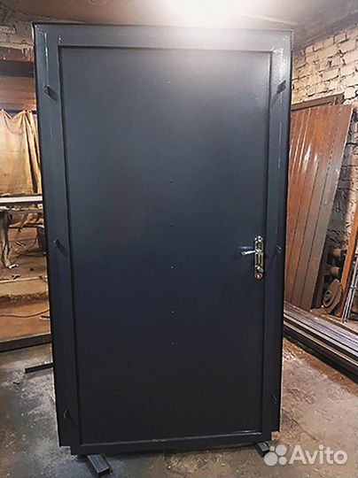 Стальная входная дверь