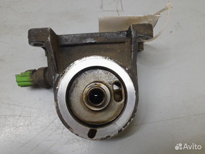 Кронштейн масляного фильтра Ford Focus 2 хетчбэк