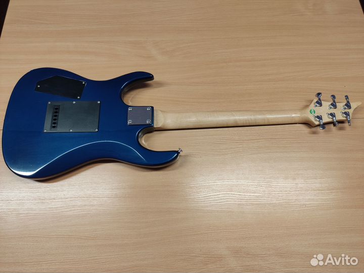 Электро гитара+чехол+кабель+звук.карта