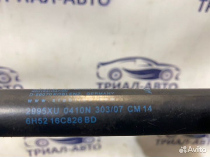 Амортизатор капота левый Land Rover Freelander 2