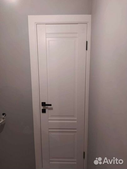 Дверь межкомнатная белая классика комплект