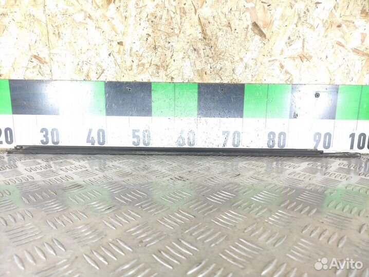 Молдинг стекла двери левой задней Ford Focus 1998-2005