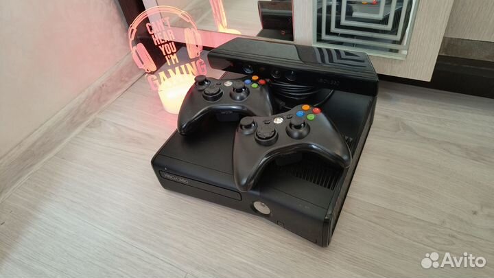 Xbox 360 250gb 35 игр полный комплект